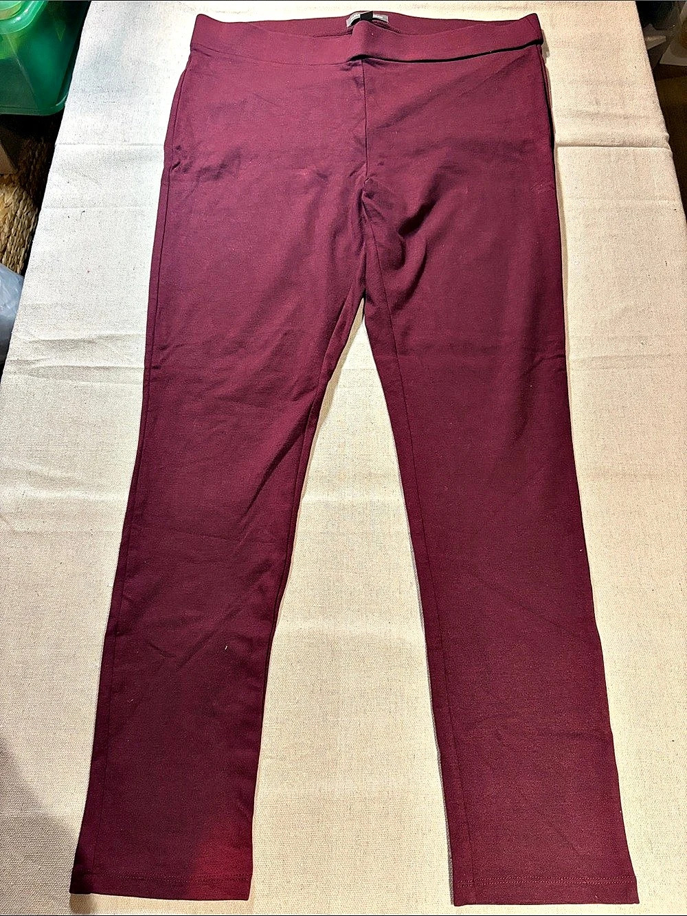 Women's Burgundy Leggings
